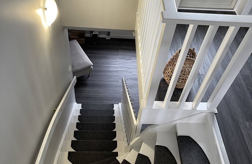 Tived Villa | Mysigt Boende med hög Standard med Plats för 8 Personer i Hjärtat av Tiveden