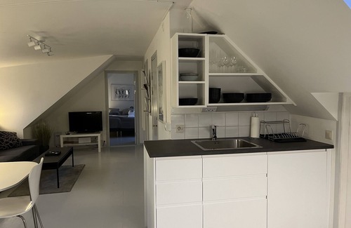 Viken Condo | Mysigt Boende Mitt i Gamla Viken, 3 Rok, 4 Bäddplatser, 63 Kvm, 2 Våningen