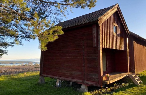As House | Mysigt härbre med fantastisk utsikt!