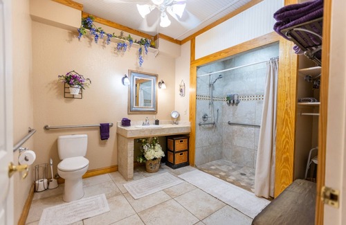 Wimberley House | Mystic Hill Suites