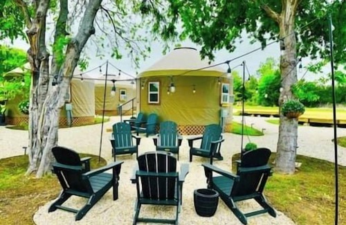Woodway Apartment | Mystical Moroccan Yurt - Unit #5