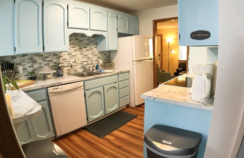 Richland House | N.Richland Executive/Corporate/Family -Deck-PingPong-2Bikes-Sleeps6-10-Kingsuite