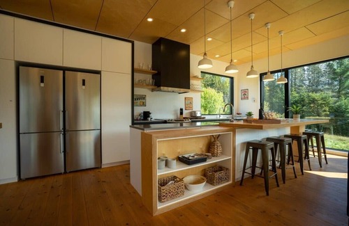 Saint Donat Ski Chalet | Nature Haven, Spa, Lake, and Starry Nights