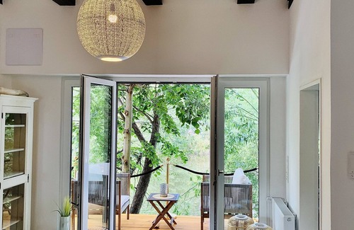 Neustadt an der Waldnaab Apartment | Naabsuite mit Terrasse und Naabblick