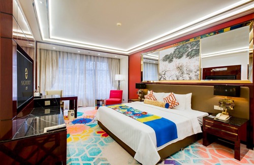 Chamkar Mon Resort | NagaWorld Hotel & Entertainment Complex
