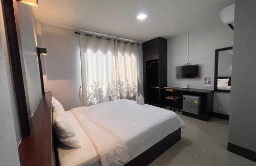 Amnat Charoen Hotel | Nakarin Hotel