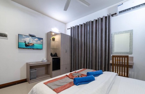 Ukulhas House | Nala Veli Villa