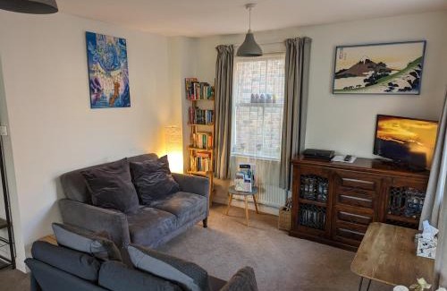 Glastonbury Apartment | Namastay-Central Glastonbury