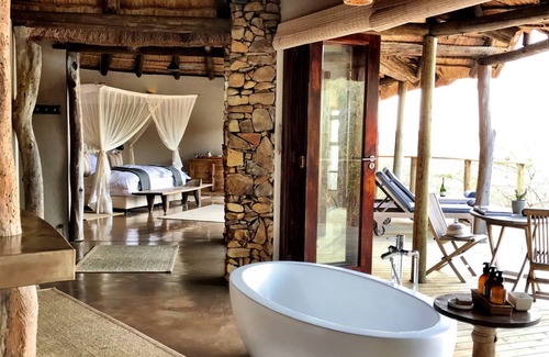 Ladysmith Cabin | Nambiti Plains Private Game Lodge