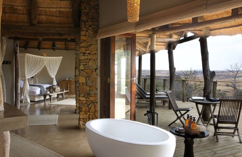 Ladysmith Cabin | Nambiti Plains Private Game Lodge