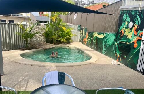 Nambour Hotel | Nambour Heights Motel