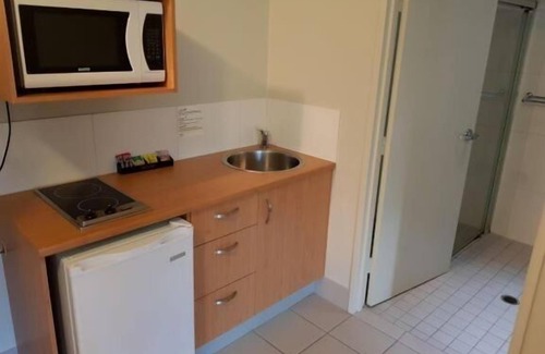 Nambour Hotel | Nambour Heights Motel