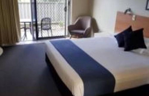 Nambour Hotel | Nambour Heights Motel