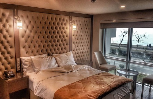 Hopa Hotel | Nana Hotel