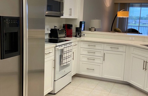 Crown Pointe Condo | Naples Lakeside Condo