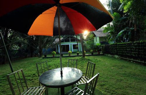 Perintalmanna Villa | NARMADA POOl VILLA