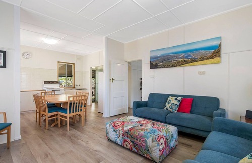 North Haven House | Naroon - 3 Bedroom holiday home in North Haven, close to beach and river