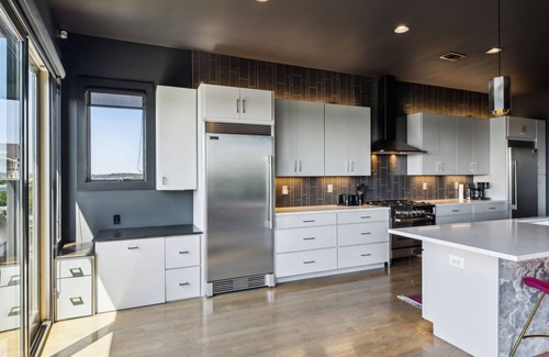 Katie Hill Neighborhood Apartment | Nashville Dream Stay: Cozy Living & Luxe Rooms
