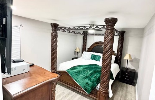 Whites Creek House | "NASHVILLE'S HIDDEN GEM" 3-bedroom house 10 Min from town Nashville!