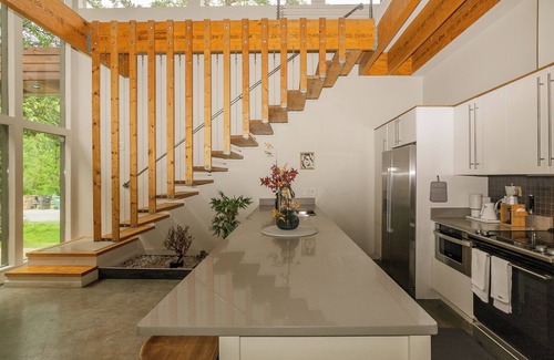 East Hill House | Nashville's Wabi-Sabi Retreat with HUGE 2nd Story Patio and Bonfire