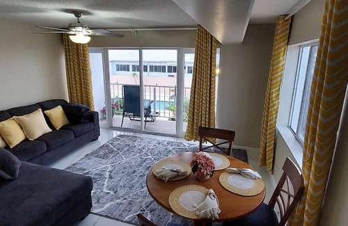 Nassau Apartment | Nassau Harbour Cozy 2 bedroom Condo