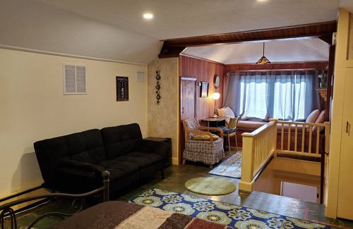 Brighton Bed & Breakfast | Natalie House - Boston