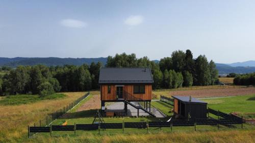 gmina Slemien Apartment | Natur House Beskidy - dom z drzewa księżycowego z SAUNĄ i BALIĄ Jacuzzi!