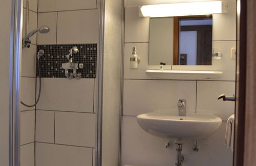 Grasellenbach Hotel | Natur & Wander Hotel Gassbachtal