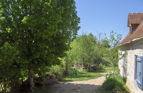 Senaillac-Lauzes House | Nature and peace on 2 acres private - In the Quercy Regional Park
