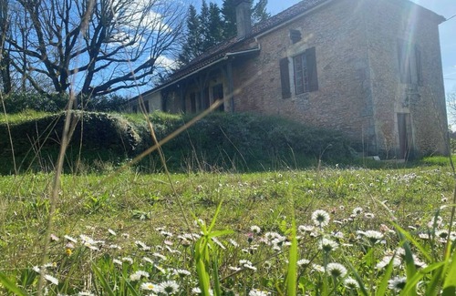 Puy-l'Eveque House | Nature au Lot: Charm & Comfort