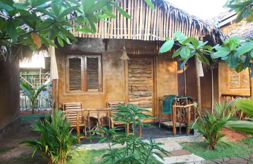 Trincomalee House | Nature Beach Huts