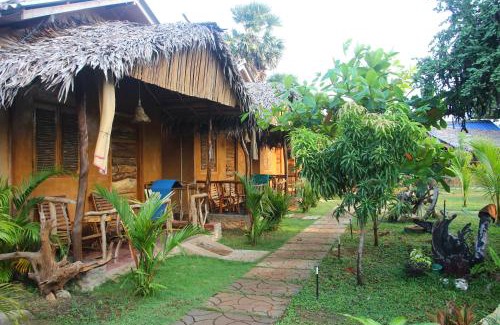 Trincomalee House | Nature Beach Huts