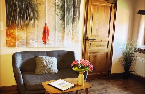 Saint-Arcons-d'Allier Bed & Breakfast | Nature break in the monk's room, wellness area on site!