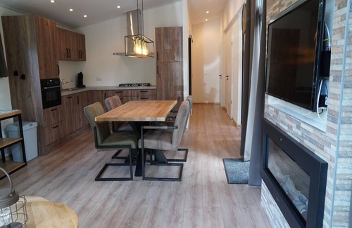 Bosgebied Hoenderloo House | Nature-Connected Modern Stay