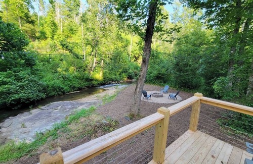 Purlear RV Rental | Nature escape Dome, Hot Shower/Cool Tub, WIFI