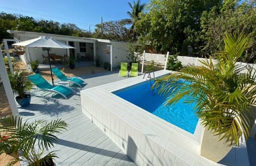Cotton Tree Bay House | Nature Escape Getaway w/in-room dining service & amenities/3bdrm 1bth/sleeps 5