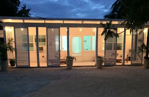 Cotton Tree Bay House | Nature Escape Getaway w/in-room dining service & amenities/3bdrm 1bth/sleeps 5