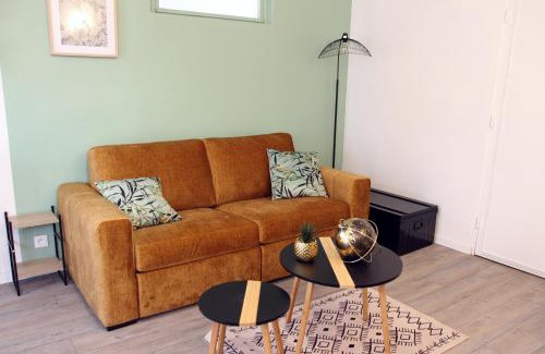 Cosne-Cours-sur-Loire Apartment | NATURE