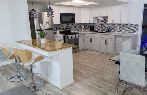Port Richey House | Nature getaway in Port Richey Nature getaway in Port Richey.