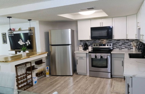 Port Richey House | Nature getaway in Port Richey Nature getaway in Port Richey.