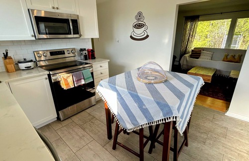 Vanier Apartment | Nature Living 5 minutes from Downtown