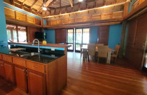 Palmetto Bay House | Nature Lover's Delight! Gardens, Private Beach, Pool, Dive Shop, In Gated Resort
