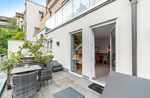 Buehlertal Apartment | Nature Room 'Beehive' with Terrace, Wi-Fi and Air Conditioning