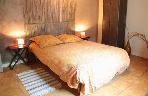 Saint-Urbaine Cottage | Nature travel in the outbuilding of a water mill