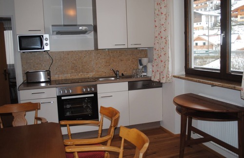Grossarl Apartment | Naturhaus Andrea Guided mountain hiking experiences, fairy tales, vacation apartments