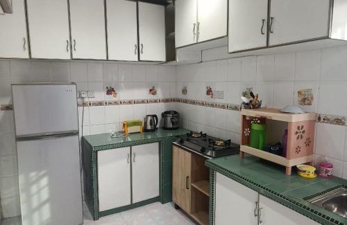 Kampung Sungai Layar House | NAURAH HOMESTAY