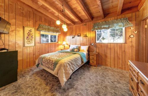 Gold Beach House | Navigator House