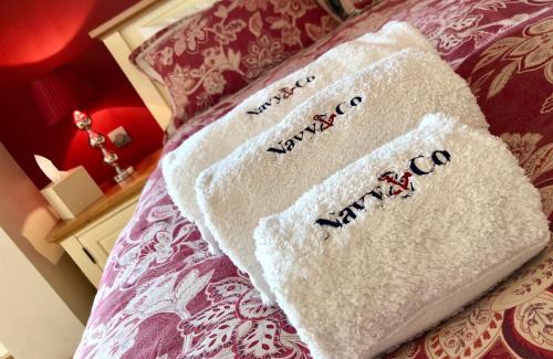 Houesville Bed & Breakfast | Navy & Co