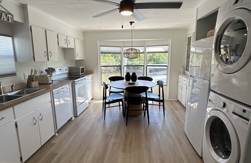 Goodland House | Navy Flamingo