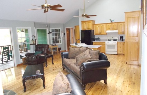 Otto Cabin | NC Cabin Creekside: Stunning Creek Views, Sleeps 7 —5 Stars